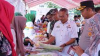 Bulukumba Gelar Gerakan Pangan Murah dan Salurkan Bantuan Paket Sembako Subsidi