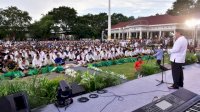 Gerakan Ramadan Berbagi Bahagia: Puluhan Ribu Warga Bersatu di Bone