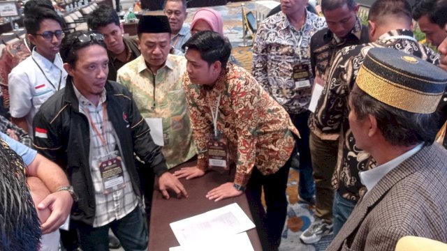 Hasil rekapitulasi pemilu di Kabupaten Takalar telah diumumkan oleh Komisi Pemilihan Umum (KPU) dan telah melakukan perhitungan ulang pada tingkat Provinsi Sulawesi Selatan.