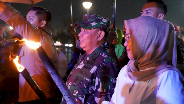 Ketua DPRD Sulsel Turut Serta dalam Pelepasan Pawai Takbir Menyambut 1 Syawal