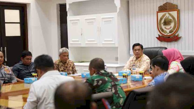 PJ Sekda Makassar, Pimpin Rapat Penataan PK5