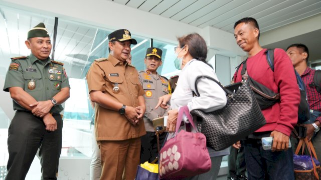 PJ Gubernur Launching Penerbangan Langsung Makassar – Banjarmasin