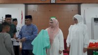 PJ Bupati Luwu Bukber dan Bagi Paket Lebaran ke Anak Yatim dan Petugas Kebersihan