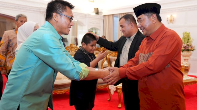 Dalam Rangka Hari Bumi, Pemprov Sulsel Ajak Siswa-Siswi Berkontribusi Melalui Penanaman Pohon Bersama