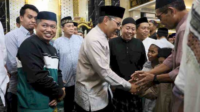 Safari Ramadan: Danny Pomanto Menebarkan Hangatnya Di Masjid Nurul Ittihad Kalukuang