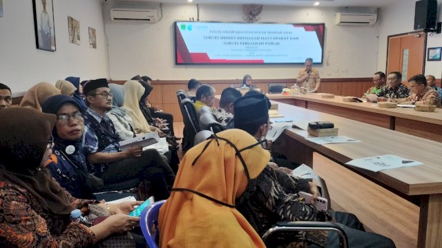 Gandeng CPI-LSI Pemda Lutra Gelar Seminar dan FGD Survei IKM-SKP