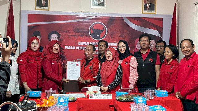 Srikandi Banteng Sulsel Resmi Mendaftar Pilkada Makassar