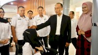 Staf dan Pasien RSKD Dadi Akui Senang Dikunjungi Prof Zudan