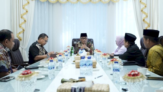Bersama KPU Sulsel, Penjabat Gubernur Prof Zudan Bahas Persiapan Pilkada Serentak