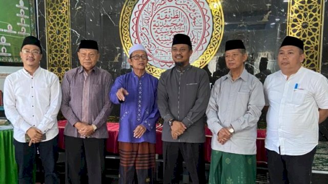 Andi Sudirman Silaturahmi ke Rais Syuriah PWNU Sulsel AGH Baharuddin
