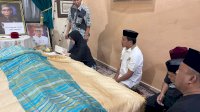 Melayat ke Rumah Duka, Andi Nurhaldin Ajak Warga Parepare Doakan Ahmad Faisal Andi Sapada