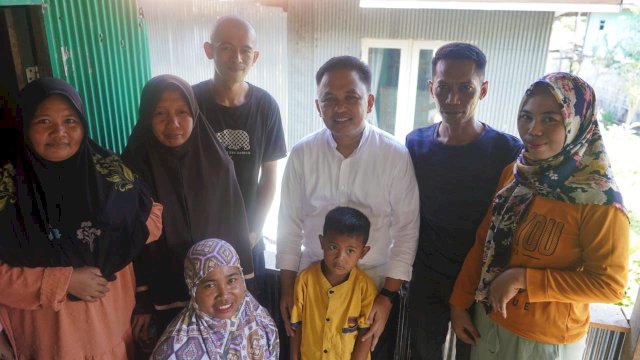 Warga Desa Bonto Cinde Sambut Meriah Kedatangan Ilham Azikin