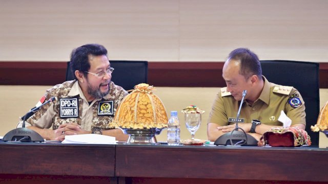 Pj Gubernur Sulawesi Selatan (Sulsel) Prof Zudan Arif Fakrulloh, didampingi Kepala Dinas Perhubungan Sulsel Andi Erwin Terwo, menerima kunjungan anggota Dewan Perwakilan Daerah (DPD) RI pada Selasa, 4 Juni 2024.
