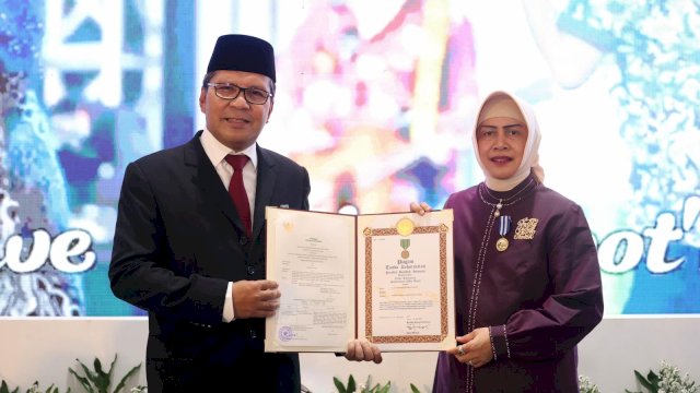 Ketua TP PKK Kota Makassar, Indira Yusuf Ismail, menyampaikan ucapan dan harapannya pada peringatan Hari Keluarga Nasional (Harganas) ke-31 yang jatuh hari ini, 29 Juni 2024.&nbsp;