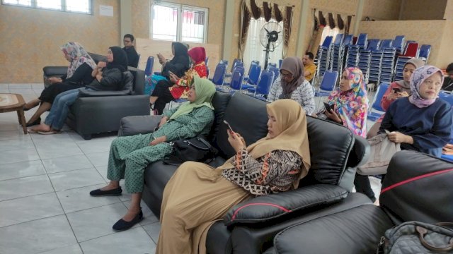 Diskominfo Ajari Warga Kelurahan Manggala Jadi Konten Kreator