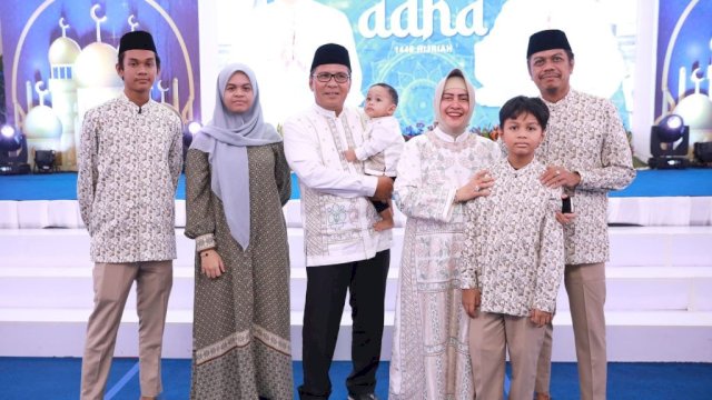Helat Halal Bihalal  Indira Yusuf Ismail Diserbu Warga Makassar