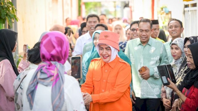 Indira Yusuf Ismail Tinjau Lorong Wisata Gimje di Kelurahan Kalukuang