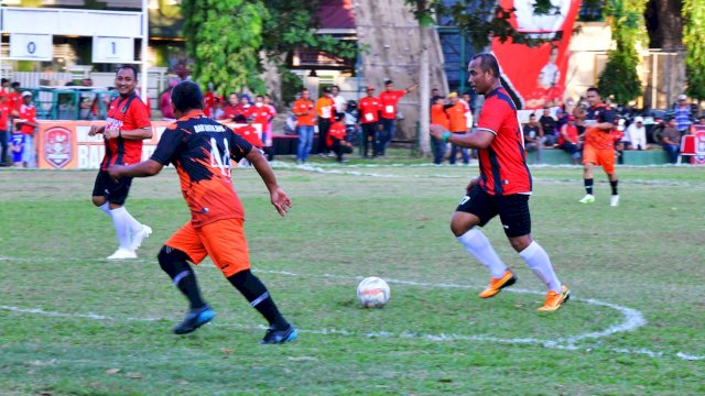 Eksibisi Piala Walikota Cup: Tim Pemprov Sulsel Hadapi Tim Pemkot Makassar