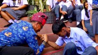 Pj Gubernur Prof Zudan Serahkan Bantuan ke Dewan Korpri Sulsel