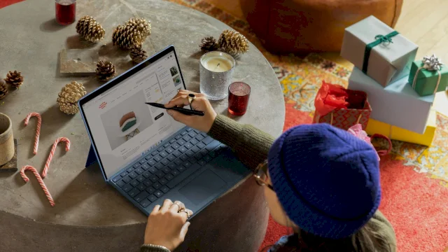 Google Slides vs PowerPoint: Pilihan Terbaik untuk Presentasi Online