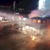 Unjuk Rasa Mahasiswa di Makassar Ricuh, Satu Angkot Terbakar&nbsp;