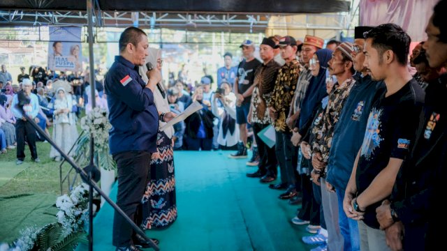 Ibas Kukuhkan Tim Kampanye Kecamatan Burau