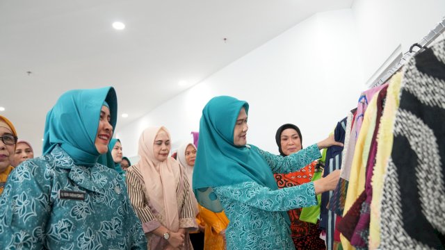 Ninuk Triyanti Zudan Kunjungi Kota Makassar untuk Supervisi dan Evaluasi Program PKK