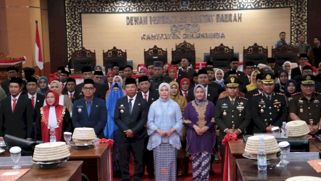 Pelantikan Anggota DPRD Bulukumba Periode 2024-2029: Bupati Andi Utta Bacakan Pesan Mendagri