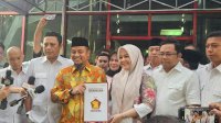 Gerindra Resmi Serahkan B1 KWK ke Andi Sudirman – Fatmawati untuk Pilgub Sulsel