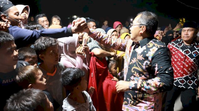 Danny Pomanto Terima Penghargaan Alumni Award 2024 dalam Dies Natalis ke-64 Fakultas Teknik Unhas