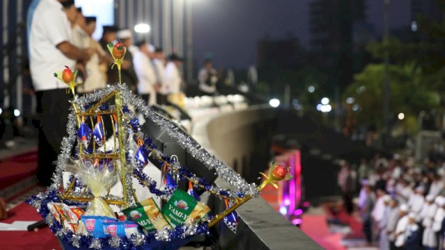 Barasanji Empat Bahasa Warnai Peringatan Maulid Akbar 1446 H di Pantai Losari