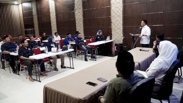 Ilham Azikin: Partai Politik Memegang Wibawa dalam Pertarungan Ini