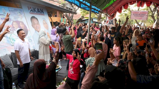 Warga Borong Kalukua Bersatu Dukung Ilham Azikin, Slogan “Oppoki'” Bergema