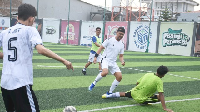 Andi Seto Asapa: Sepakbola Mini Soccer Jadi Ajang Silaturahmi dengan Jurnalis Makassar