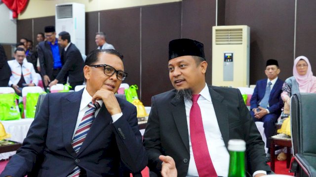 Nurdin Abdullah dan Sudirman Sulaiman Terlihat Mesra di Paripurna Pelantikan Anggota DPRD Sulsel