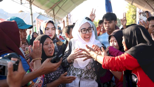 Kampanye Perdana di Layoa, Ilham Azikin: Menyala Layoa!