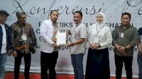 Ilham Azikin-Nurkanita Sumringah Usai Jalani Pemeriksaan Kesehatan