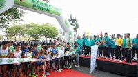 Pjs Wali Kota Makassar Lepas dan Meriahkan GAS Run di Pekan Keselamatan Jalan 2024