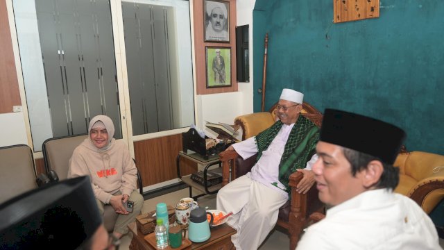 Habib Puang Makka Beri Doa dan Dukungan untuk Indira Yusuf Ismail