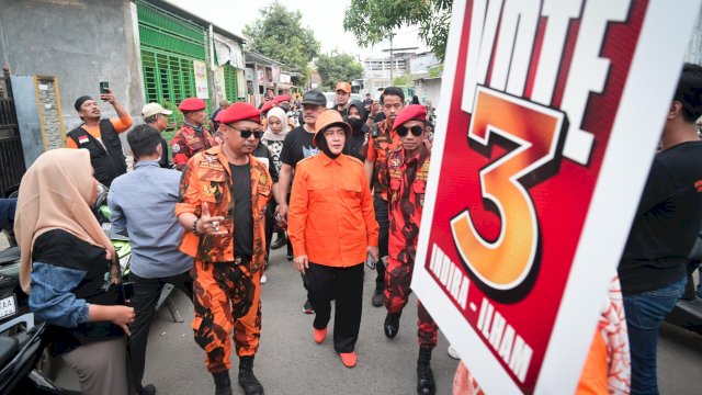 Indira Yusuf Ismail Tegaskan Komitmen Tingkatkan Daya Saing Pasar Tradisional Lewat Blusukan
