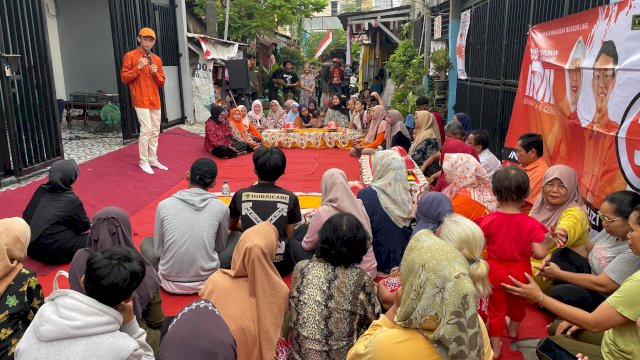 Dekat dengan Warga, Ilham Fauzi Bahas Lapangan Kerja Pemuda saat Lesehan di Lorong Mamajang
