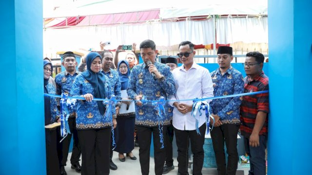 Pjs Wali Kota Makassar Resmikan Sistem Penyediaan Air Bersih di Pannampu Tallo