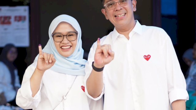 Rezki Mulfiati Lutfi Nyoblos di TPS Bersama Suami: Momen Bersejarah Pilkada Makassar 2024