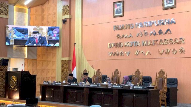 Rapat Paripurna DPRD Makassar Bahas Rekomendasi LKPj 2023, Danny Pomanto: Kritik Adalah Motivasi