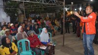 Antusias Warga Siwa Sambut Kedatangan Danny Pomanto Meski Larut Malam