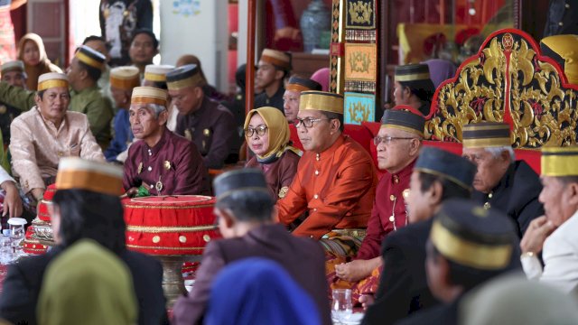Danny Pomanto &ldquo;Pulang Kampung&rdquo; ke Kedatuan Luwu, Disambut dengan Kehormatan Adat