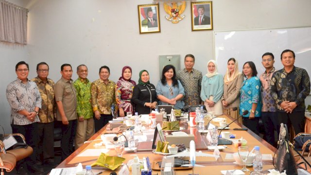 Novita Hardini Minta PT KIMA Lebih Aktif  Pemberdayaan Ekonomi Masyarakat Sekitar
