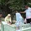 Rezki Mulfiati Lutfi Ziarah ke Makam Ibunda, Mohon Restu Menjelang Pilwalkot Makassar