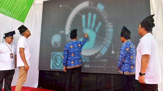 Jelang Pilkada Serentak, ASN Pemprov Sulsel Ikrar Netralitas dan Tanda Tangani Pakta Integritas
