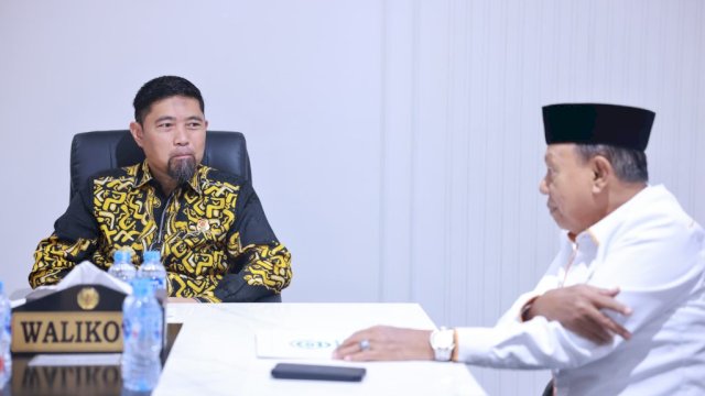 Arwin Azis Dorong Kebijakan Bebas Parkir dan Azan Serentak di Masjid-masjid Makassar